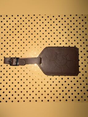 🆕 NEW Luggage Tag in Dark Brown with Compass Pattern